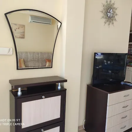 на море с собственным бассейном и подземным гаражом Sveti Vlas