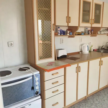 на море с собственным бассейном и подземным гаражом Apartamento *