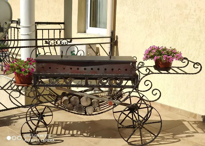 на море с собственным бассейном и подземным гаражом Apartamento *