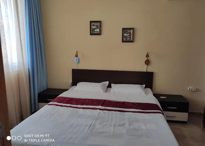 Apartamento на море с собственным бассейном и подземным гаражом