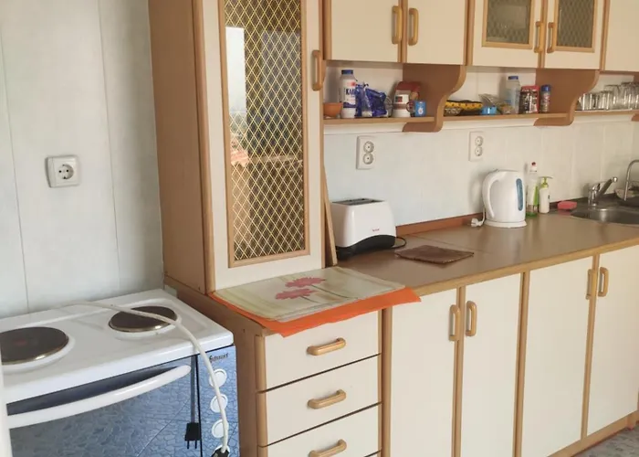 на море с собственным бассейном и подземным гаражом Apartamento *